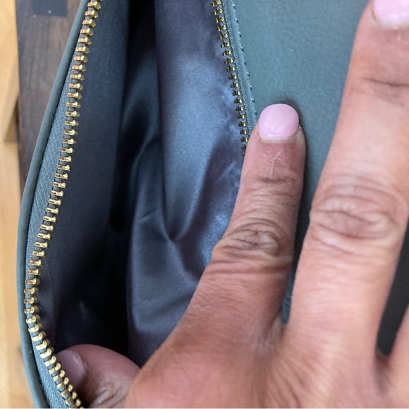 Joy and Iman Gray Purse or travel tote like new never used - Picture 10 of 17